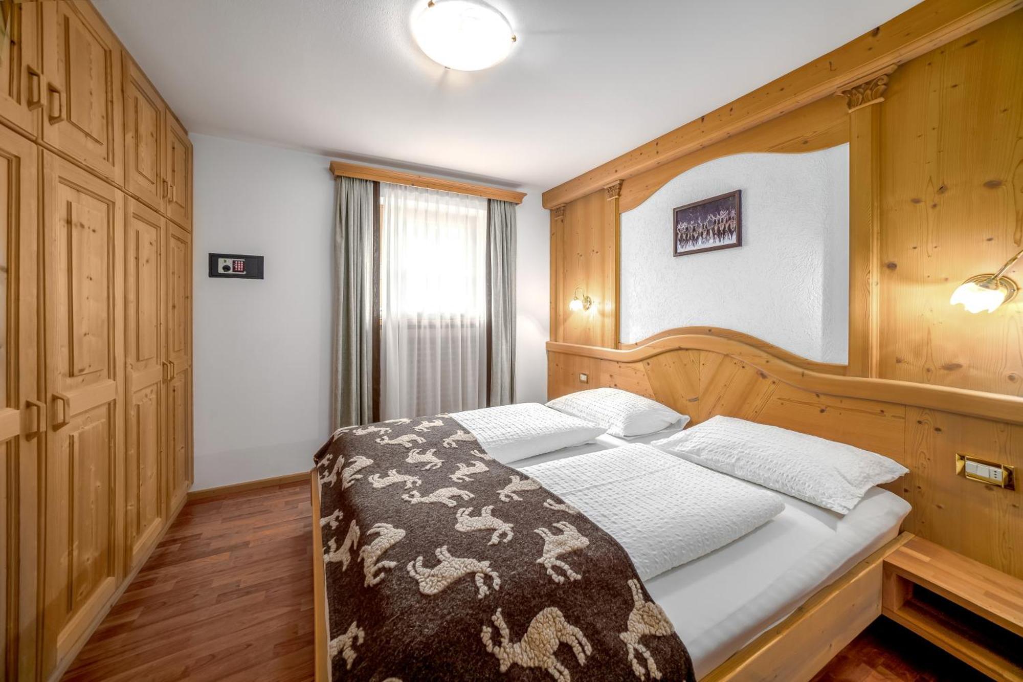 Apartment Anna Dolomites Santa Cristina Val Gardena