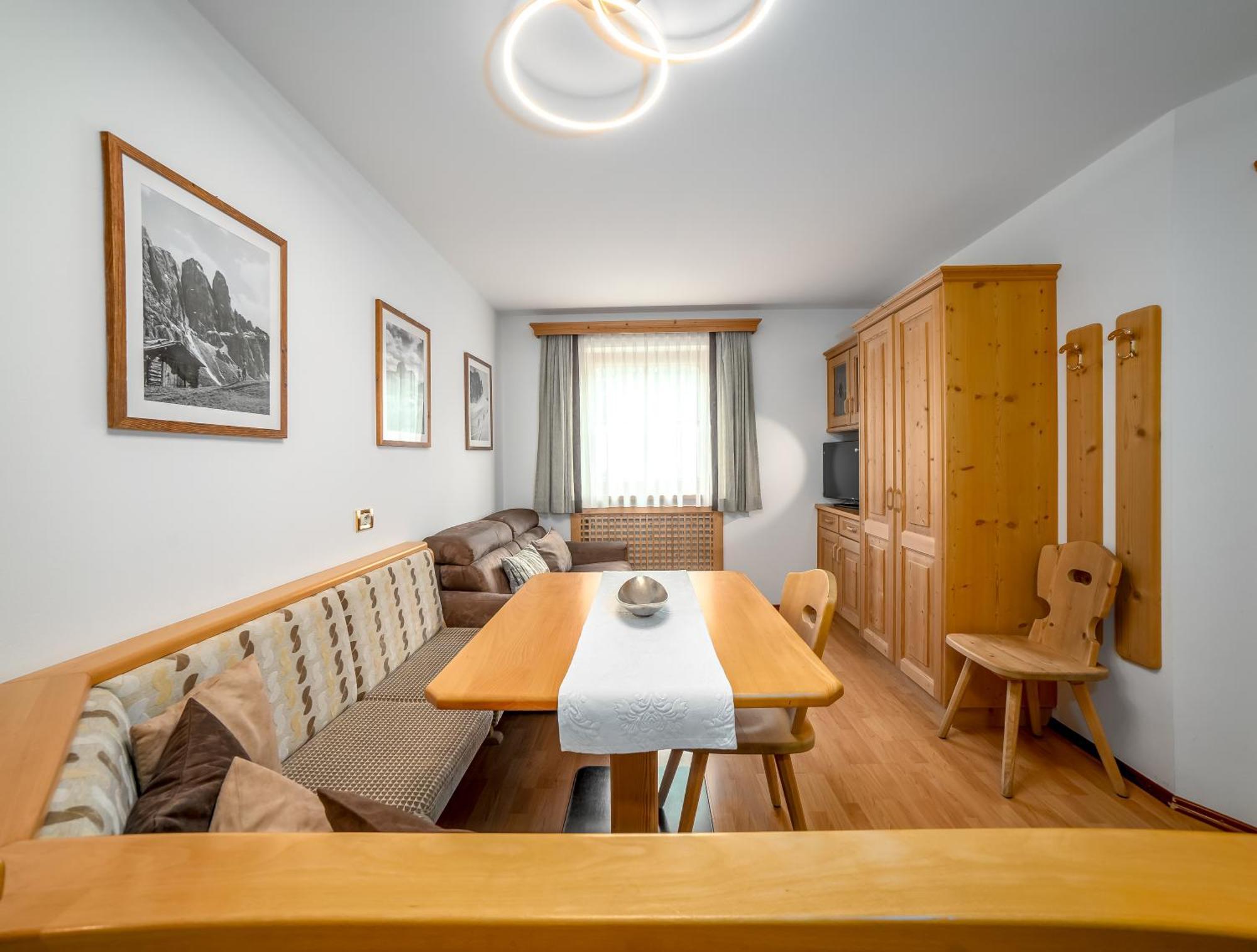 Apartment Anna Dolomites Santa Cristina Val Gardena