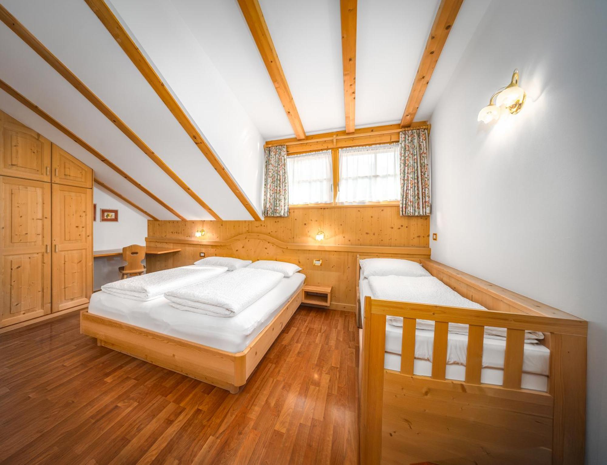 Apartment Anna Dolomites Santa Cristina Val Gardena